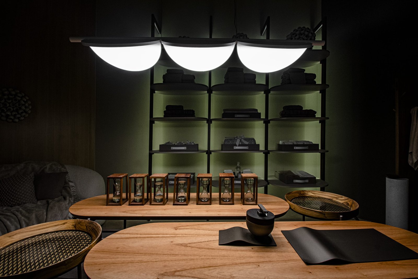 Design e funcionalidade ressignificam o Home Closet da Casas Conceito, assinado por Viviane Vieira