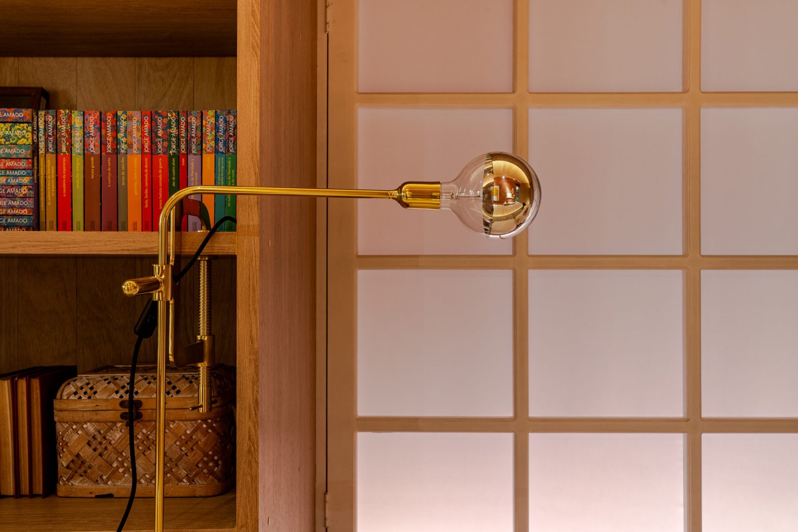 Sala De Leitura: Um Convite à individualidade e um mergulho nas memórias