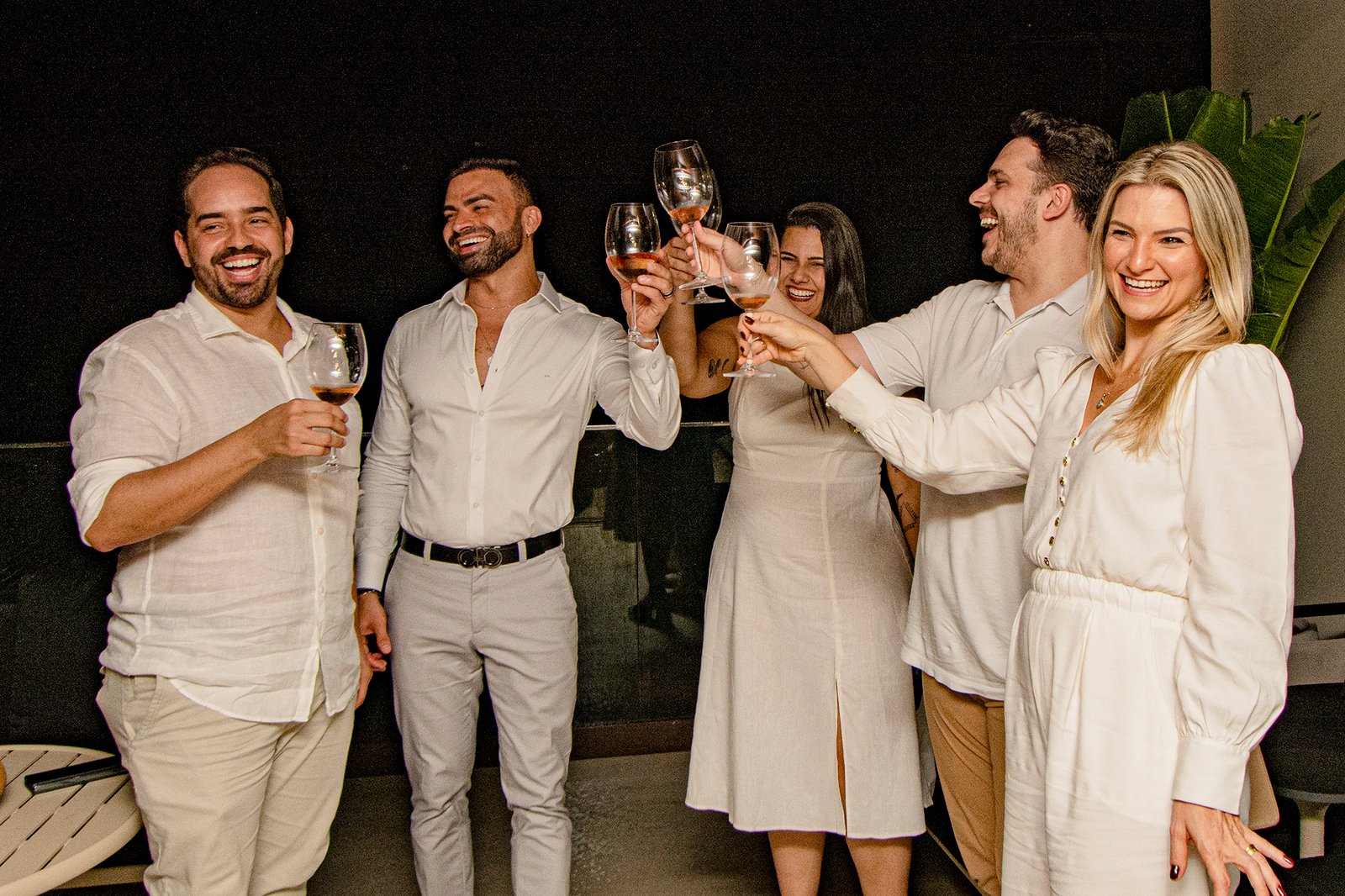 Giro de fotos: Soft open da I Mostra Conceito Hotéis movimenta Rua Chile nesta segunda-feira (6)