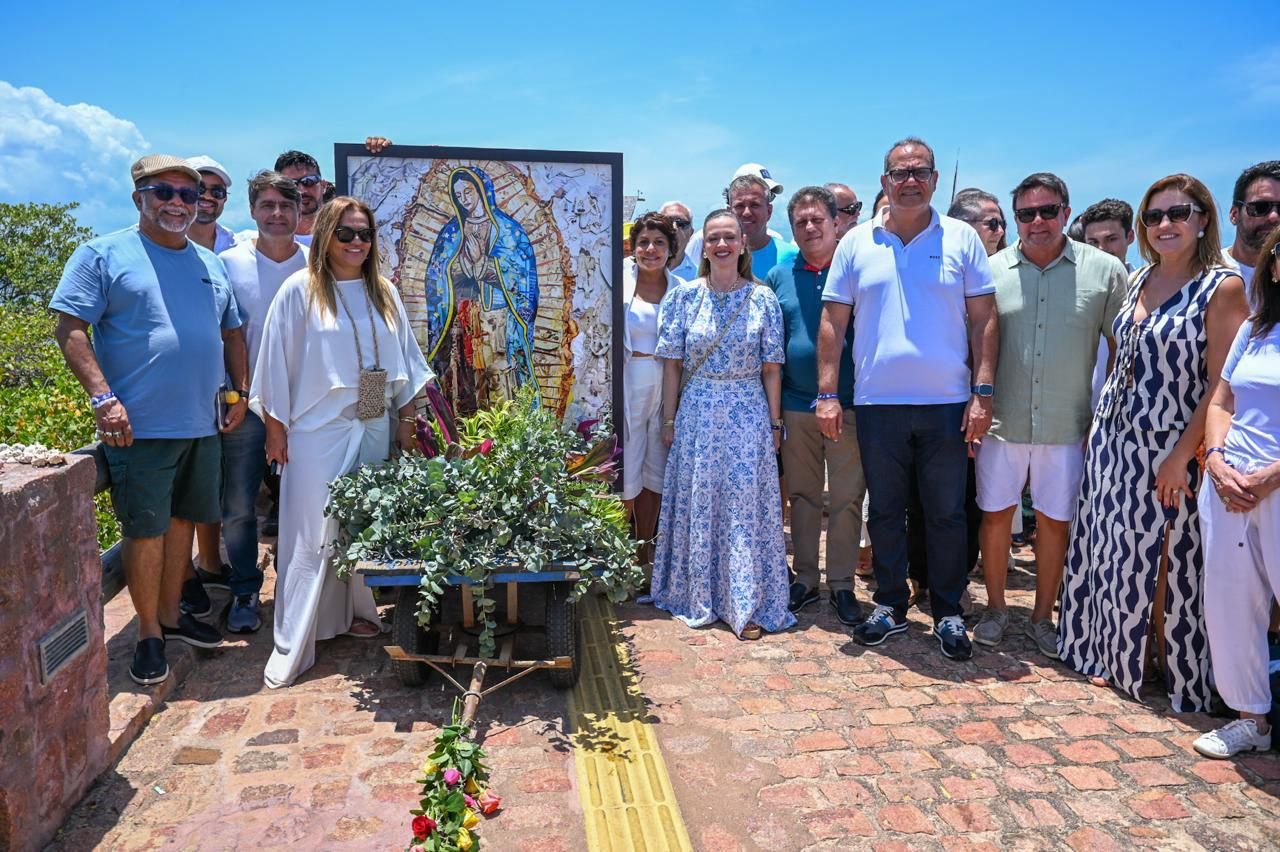 Ilha dos Frades recebe procissão inédita em homenagem a Nossa Senhora de Guadalupe