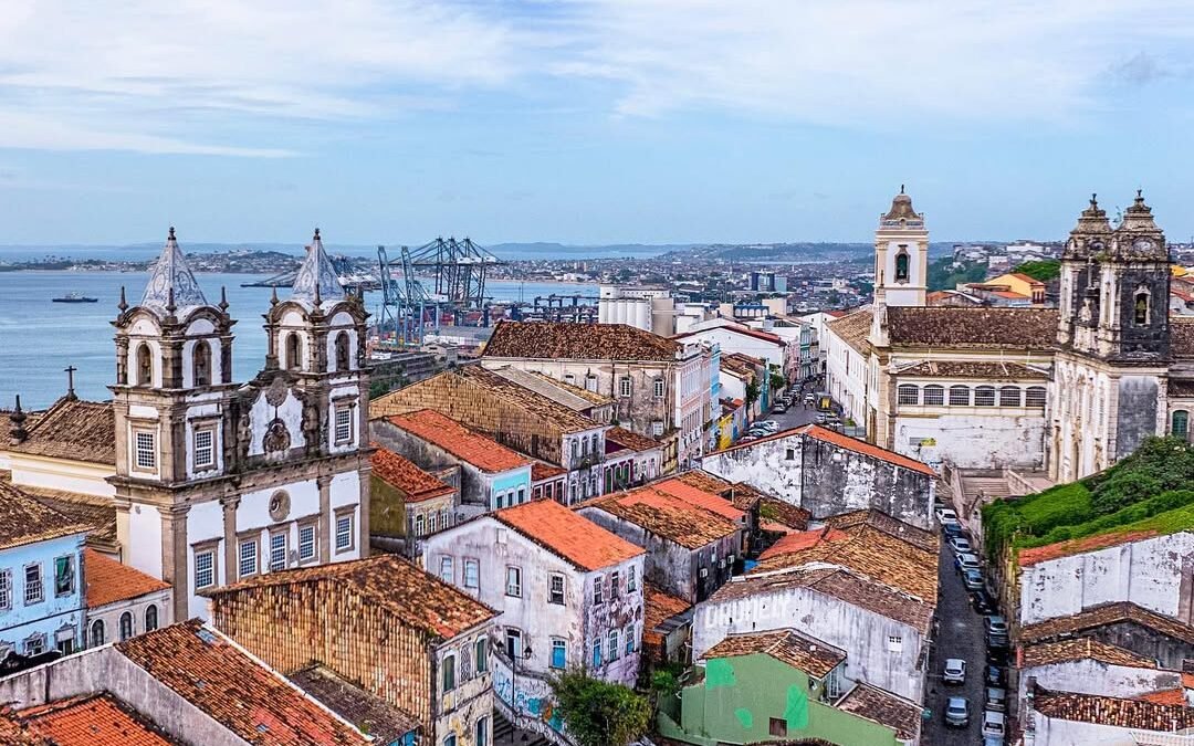 Salvador desponta entre os 10 destinos brasileiros mais procurados por turistas estrangeiros em 2025