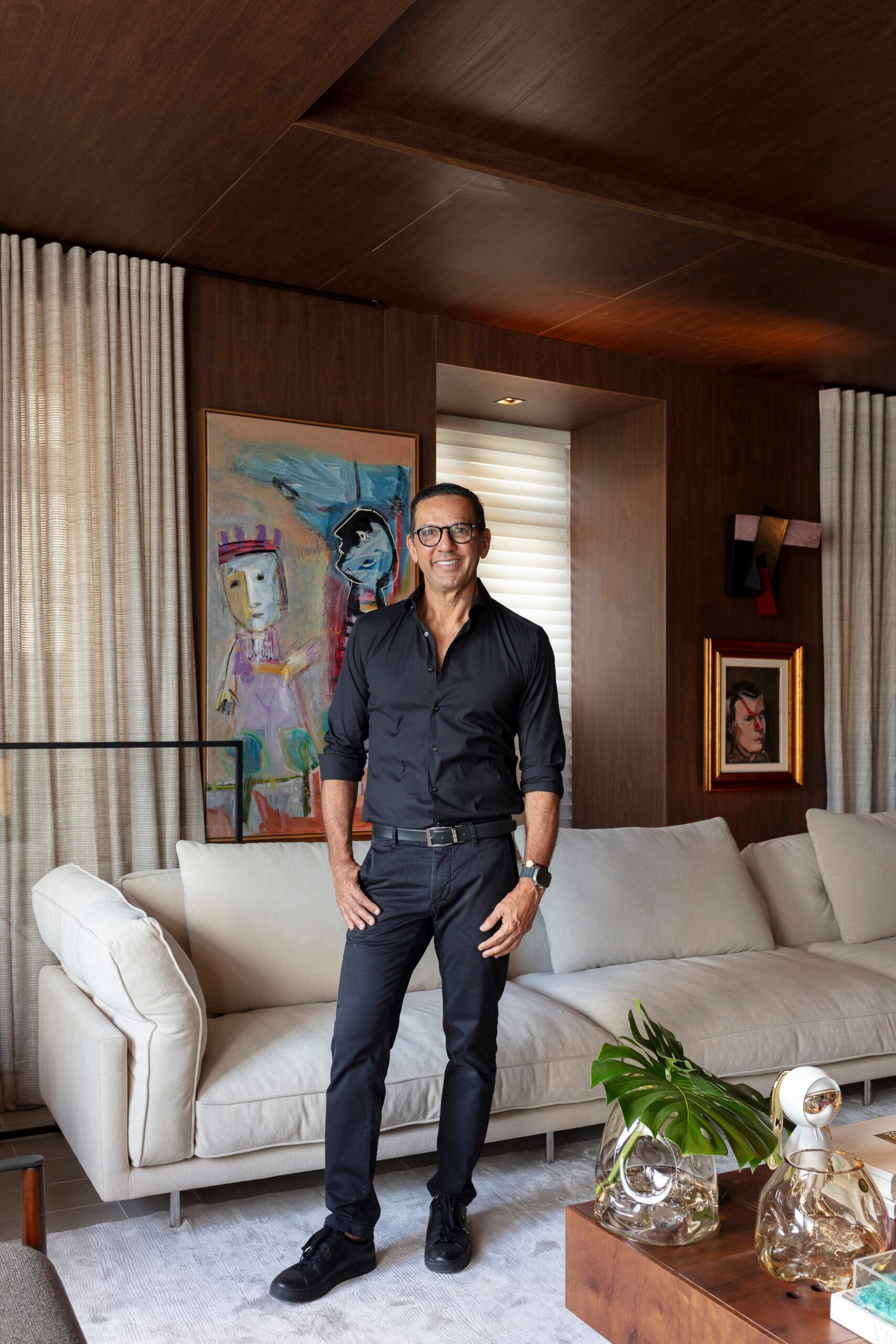 Rogério Menezes assina ambiente inspirado nos anos 70 na Mostra Casas Conceito