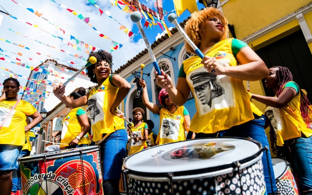 Carnaval de Salvador deve atrair mais de 1,2 milhão de turistas e movimentar R$ 2,6 bilhões na economia em 2026